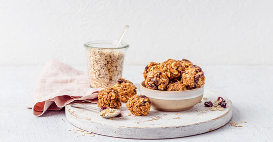 White chocolate and Cranberry Balls